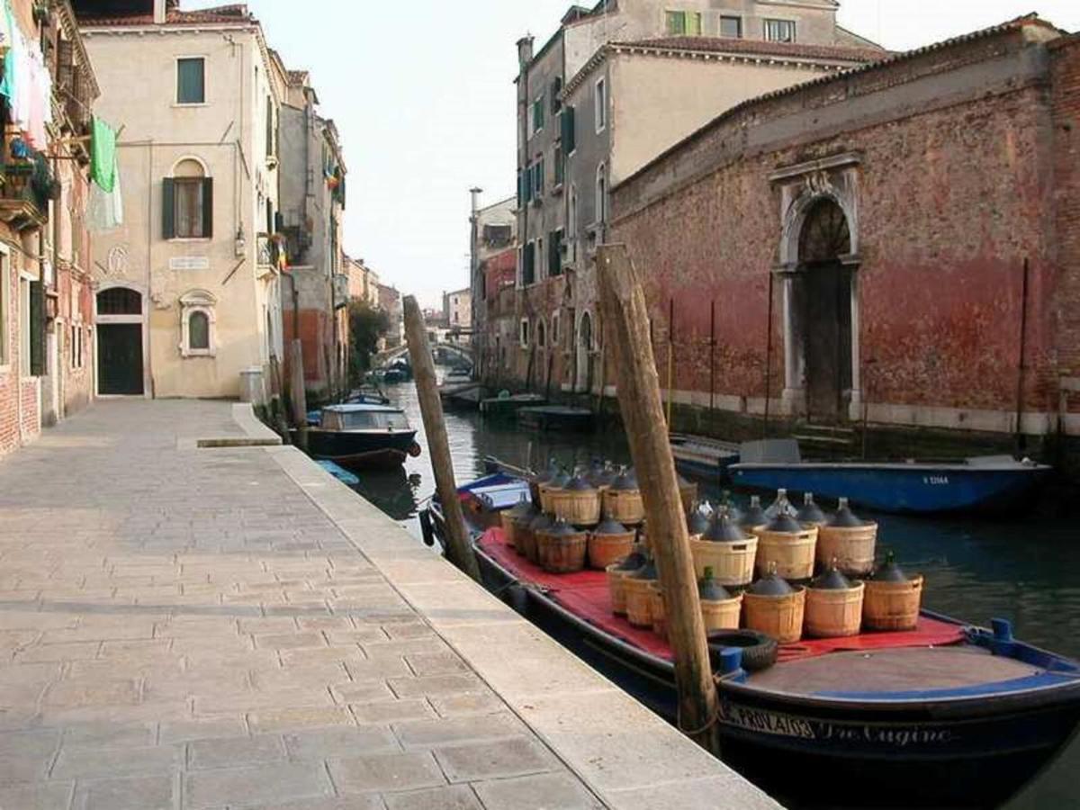 Tintoretto Vista Real Venecia Exterior foto